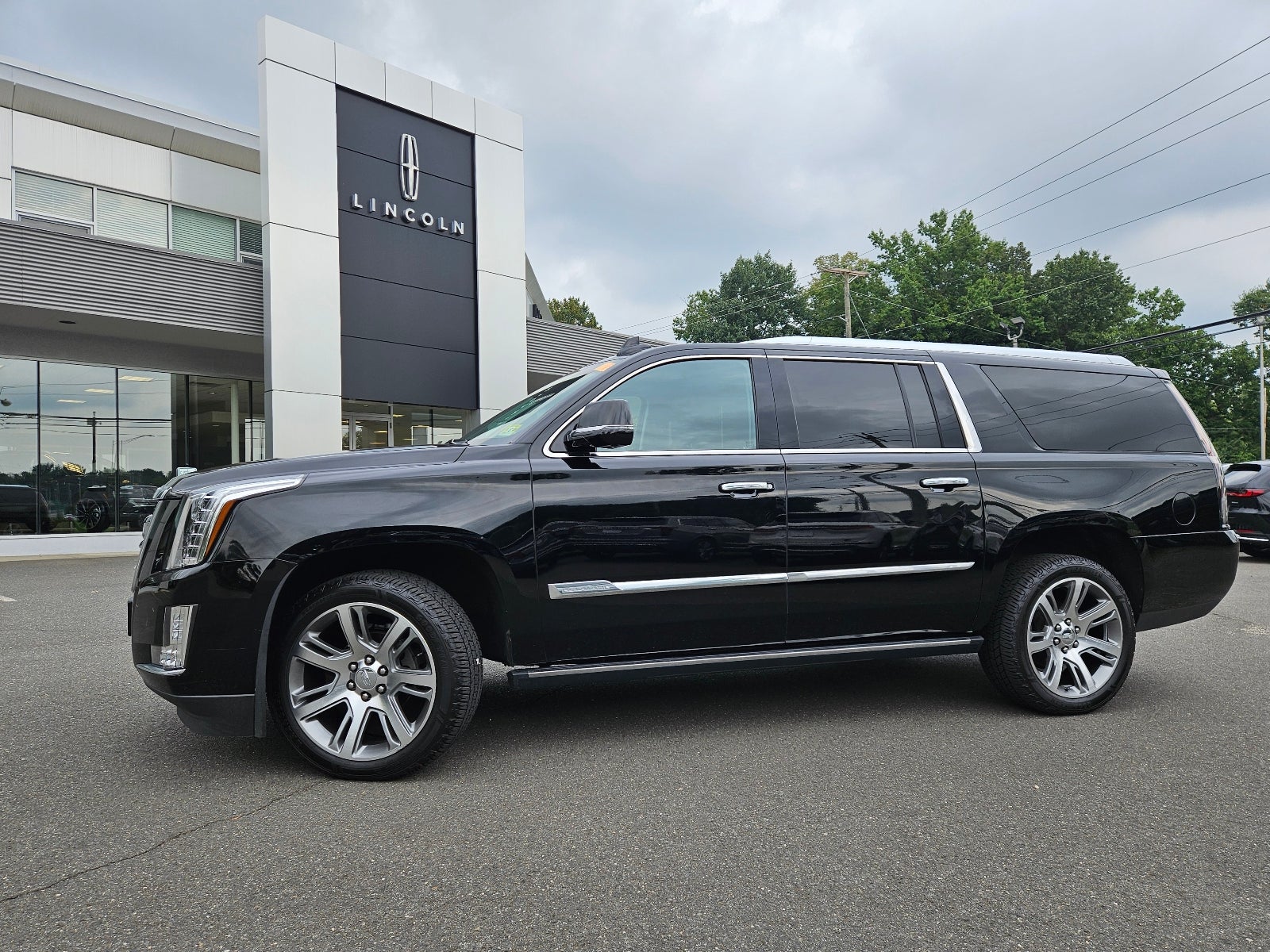 cadillac escalade esv 2015 1GYS4TKJ1FR619953 image cadillac escalade esv 2015 1GYS4TKJ1FR619953 image
